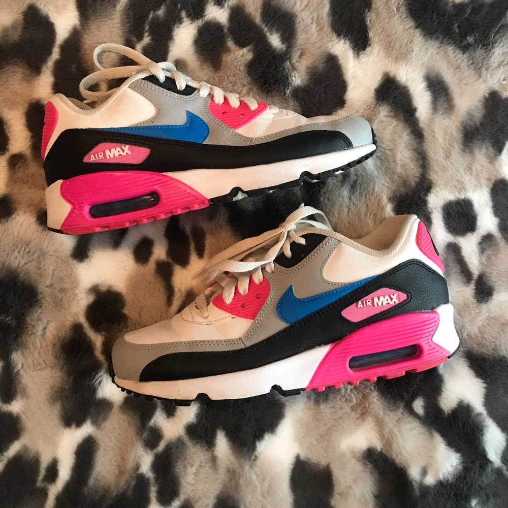 Nike Air Max 90 Youth Size 6/Women 7.5